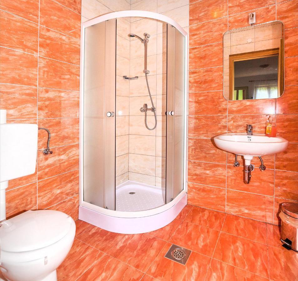 Apartments Barbara With Pool Brseč Extérieur photo